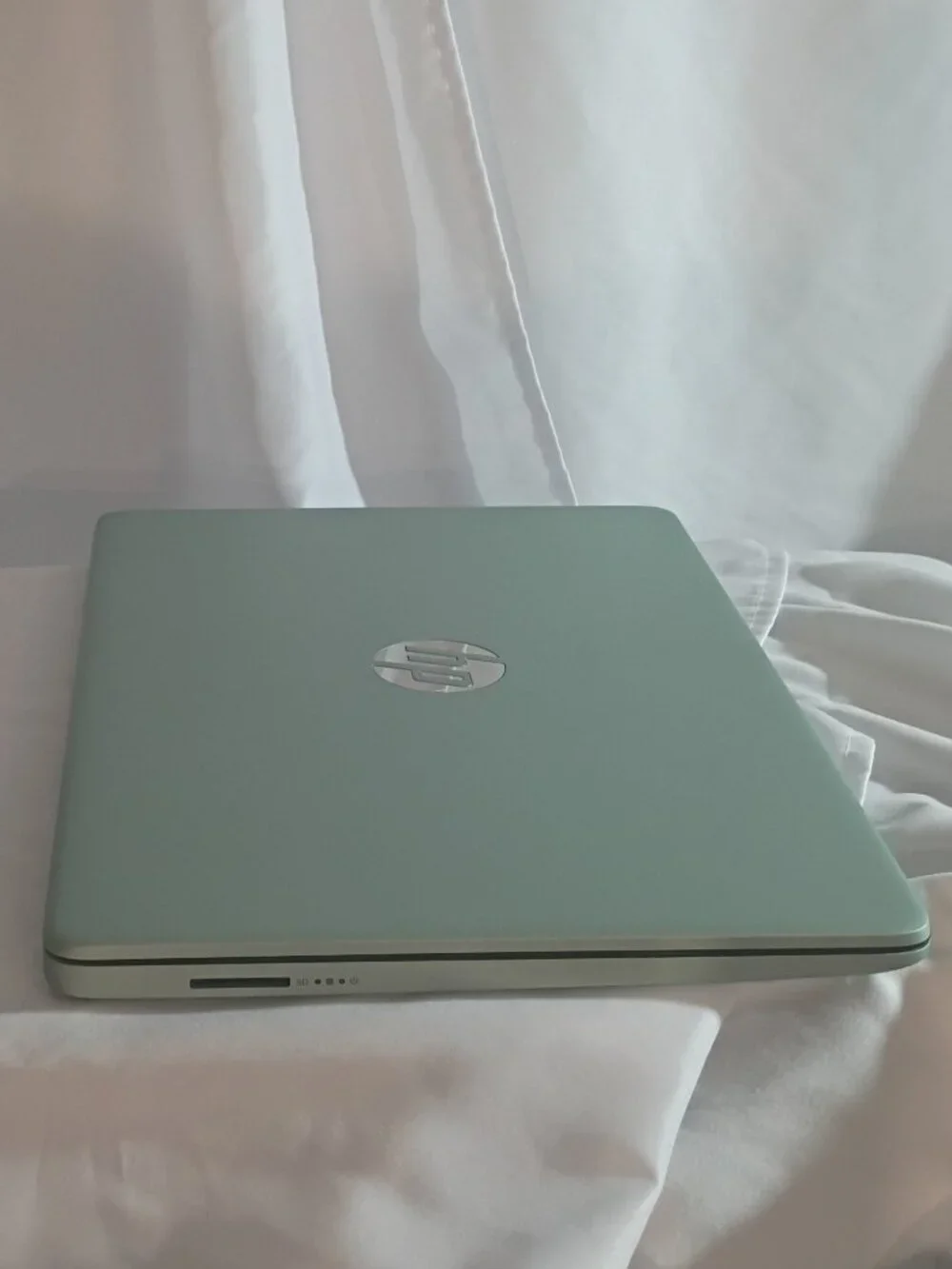 HP 14 laptop